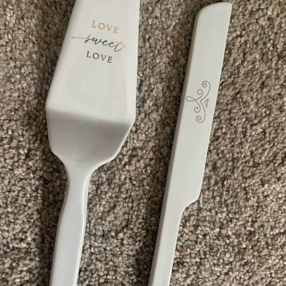 Wedding knife and server